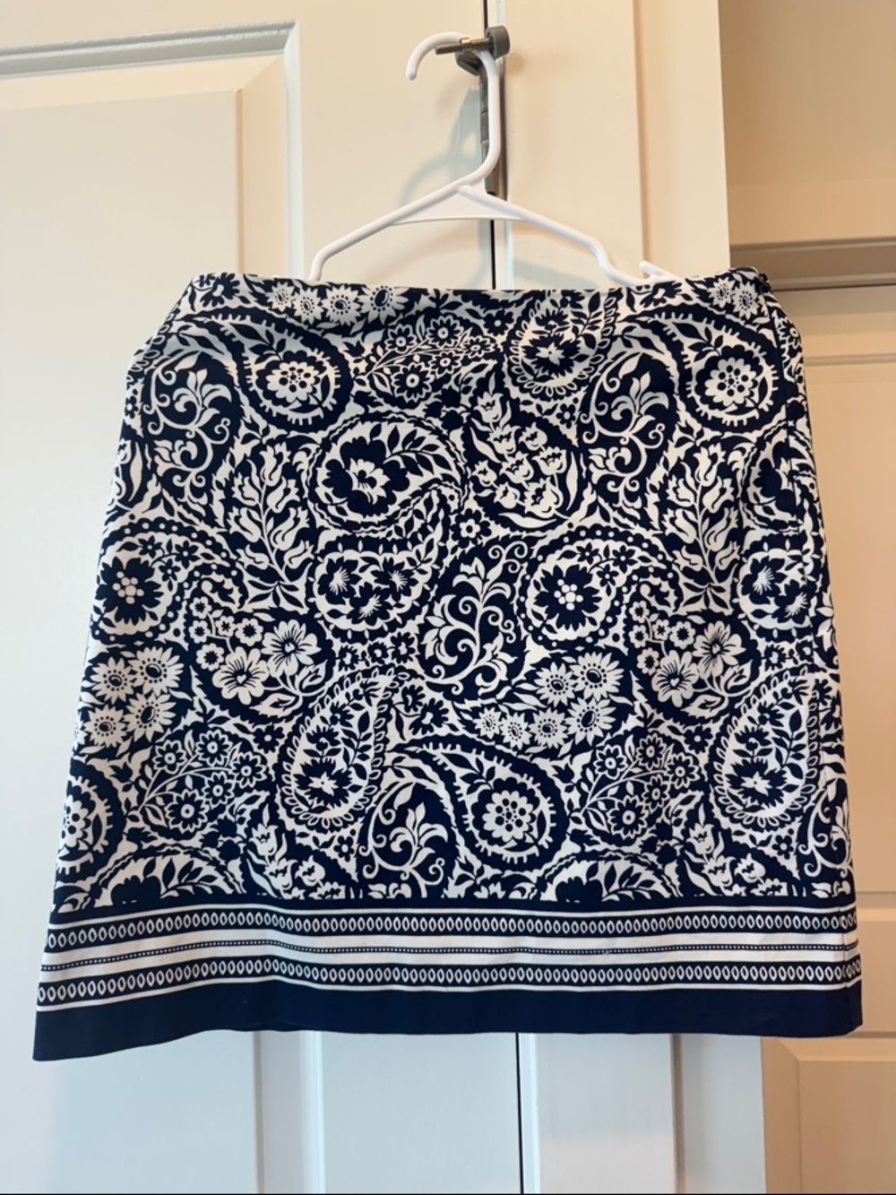 Talbots Navy and White Paisley Border Mini Skirt